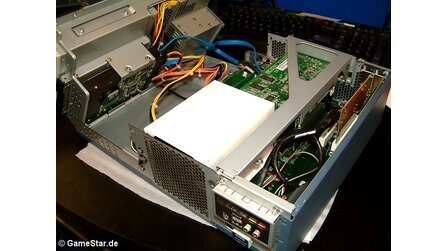 IDF 2003: Neue Gehäuse und Kühler