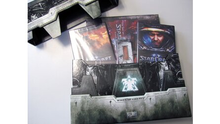 StarCraft 2 - Die Collectors Edition ausgepackt