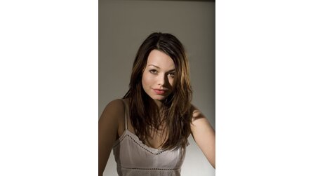 Legend: Hand of God - Cosma Shiva Hagen im Spiel