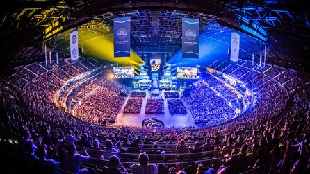 Horror-eSport-Event - Polizei-Einsatz, Spieler im Krankenhaus