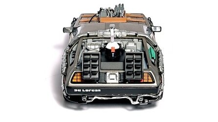 DeLorean als USB-Festplatte - Produktbilder