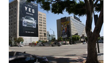 E3 2012 - Spiele-Werbung - Übergroße Plakate stimmen auf die E3-Messe ein