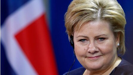 Pokémon Go - Ministerpräsidentin von Norwegen spielt während Sitzung