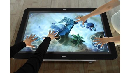 Evoluce TWO - Multitouch- und 3D-Gestensteuerung kombiniert