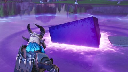 Fortnite - Mysteriöser Würfel fällt in See, schmilzt und macht Wasser zum Trampolin