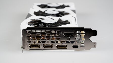 Gigabyte Geforce RTX 2070 Gaming OC White 8G - Bilder