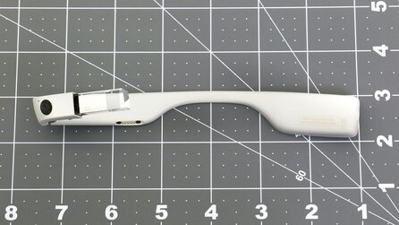 Google Glass - Überarbeitete Version lässt sich zusammenklappen