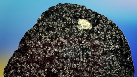Ein unscheinbarer Brocken aus der Sahara: Einst gehörte er zu einem vor Milliarden Jahren verlorenen Planeten des Sonnensystems