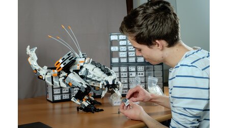 Horizon: Zero Dawn - Der Thunderjaw mit LEGO nachgebaut