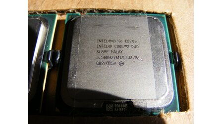 Intel - Rätselhafter Core 2 Duo E8700