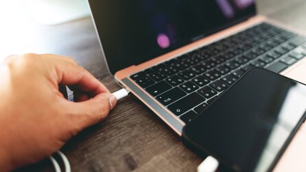 Vergesst das USB-Kabel: Drei Methoden bringen eure Handy-Fotos schneller und einfacher auf den PC