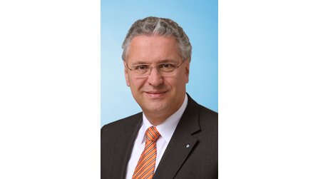 »Killerspiele«-Verbot - Innenminister Herrmann verteidigt seine Forderung