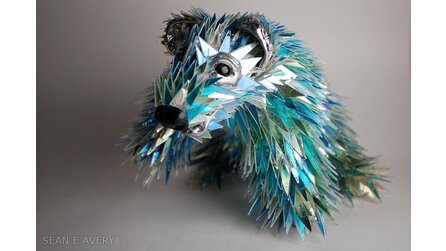 Aus Schrott wird Kunst - Kunstwerke aus alter Elektronik und CD-Splittern
