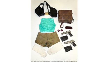 Lara-Outfit zu versteigern