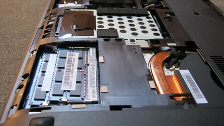 Lenovo IdeaPad Y580 - Bilder