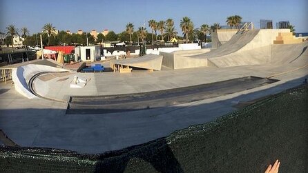 Lexus Hoverboard - Hoverboard-Skatepark in Spanien?