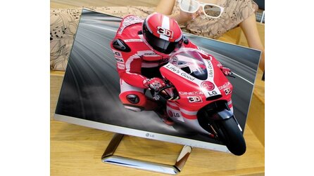 LG: 27-Zoll-TFT mit nur 1 Millimeter Rahmen - 3D-Monitor mit 2560x1440 Pixeln