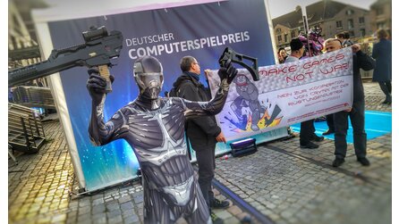 Make Games - Not War - Bilder von der Protestaktion gegen Crytek