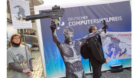 Make Games - Not War - Bilder von der Protestaktion gegen Crytek