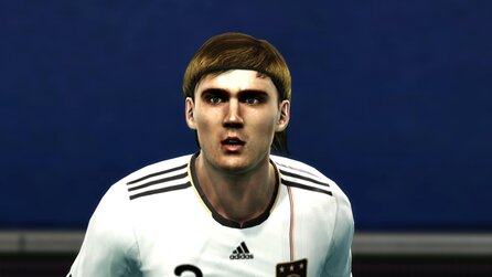 FIFA 12 vs. PES 2012: Spielervergleich - Deutsche Nationalmannschaft