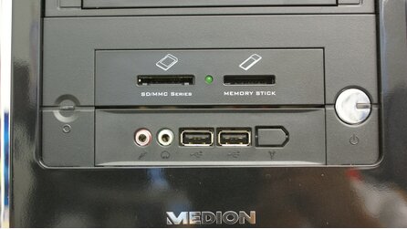 Medion Akoya X7367D GameStar-PC - Bilder