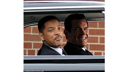 Men in Black 3 - Fotos vom Set zeigen Josh Brolin und Will Smith