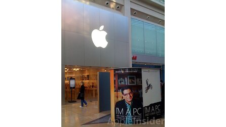 Kurioses - Microsoft platziert Werbung vor Apple-Stores