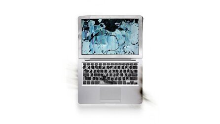Moderne Kunst - Aus zerstörter Apple-Hardware