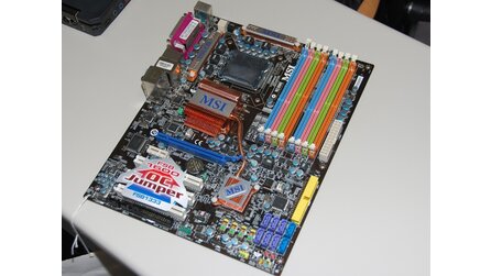 MSI - Mainboard mit DDR2- und DDR3-Slots