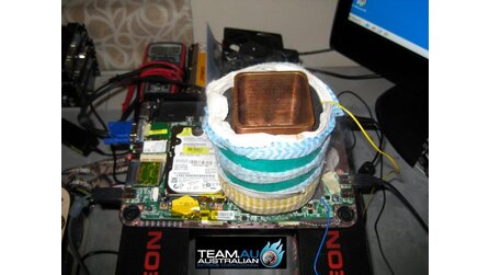 MSI Wind mit 2.315 MHz - Intel Atom mit Extrem-Kühlung übertaktet