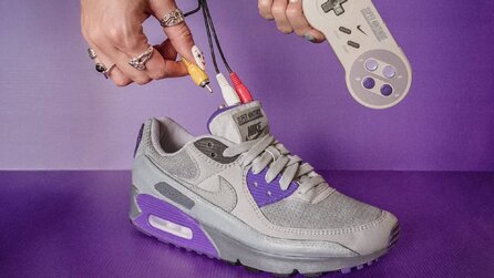 Inspiriert von einer Nintendo-Legende: Er verwandelt seine Sneaker in eine funktionierende Konsole, nur: »Wo packe ich da die Spiele rein?«