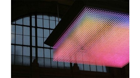 NOVA - 3D-Display mit 3,3 Tonnen Gewicht