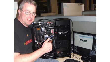 Nvidia - Bilder der neue Geforce im SLI-Verbund
