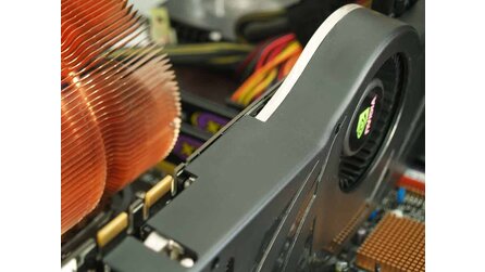 Nvidia - GT-200 mit 240 Shadern und 512 Bit-Speicherinterface?