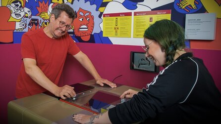 PainStation: Eine sadistische Konsole aus Deutschland hat bereits Spielerhände geschockt, verbrannt und blutig gehauen