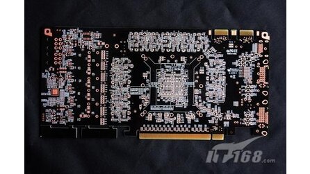 Angebliche neue GTX 480 Platine