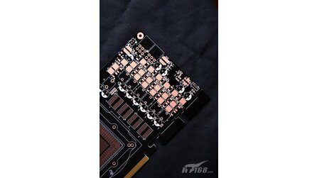 Angebliche neue GTX 480 Platine
