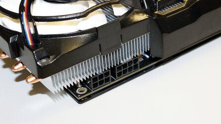 Point of View Geforce GTX 560 Ti TGT Beast - Bilder