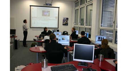 Großer Programmier-Wettbewerb - GameStar und QANTM suchen talentierte Nachwuchsentwickler. Preise im Gesamtwert von 20.000 Euro zu gewinnnen.