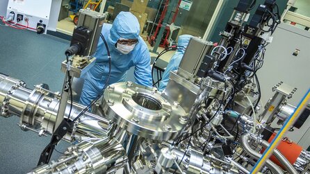 Wissenschaftler haben eine Batterie gebaut, die sich in einer Billionstel Sekunde auflädt