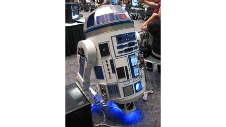 R2D2 für Gamer - 11 Konsolen, PC und Projektor