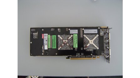 Raden HD 4870 X2