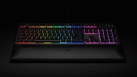 Razer Ornata Chroma für 64,34 € im Angebot bei MediaMarkt [Anzeige]