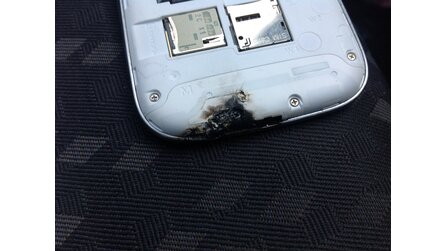 Samsung Galaxy S3 - Samsung prüft Fall eines verbrannten, geschmolzenen Galaxy S3