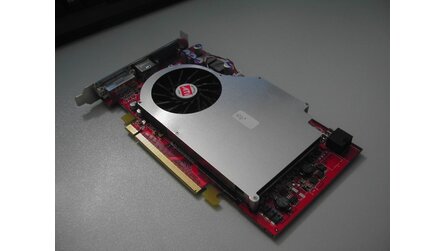 Sapphire Radeon X800 GTO2
