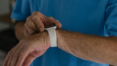 Smartwatches für Senioren: Warum die Wearables für ältere Menschen immer wichtiger werden