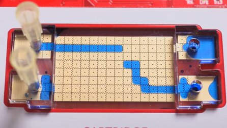 YouTuber baut seine eigene Version von Snake mit Wassertropfen statt Pixeln: »Nein, Doom läuft da nicht drauf«