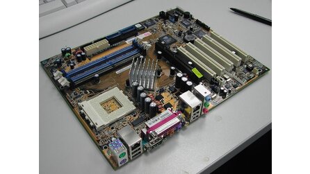 Asus A7N8X Deluxe