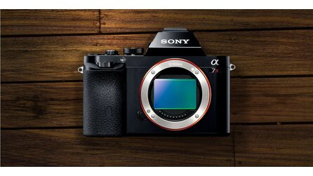 Sony Alpha 7 Kit mit Objektiv für 899 €, PlayStation VR Megapack für 233 € - Saturn.de feiert den 3. Advent
