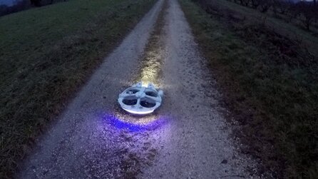 Star Wars - Nachbau des Millennium Falcon als Drohne